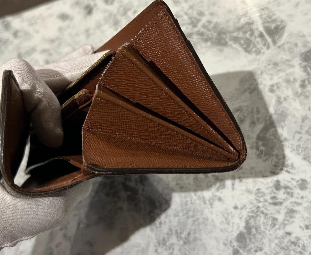 LOUIS VUITTON ルイヴィトン モノグラム ポルトフォイユ サラ