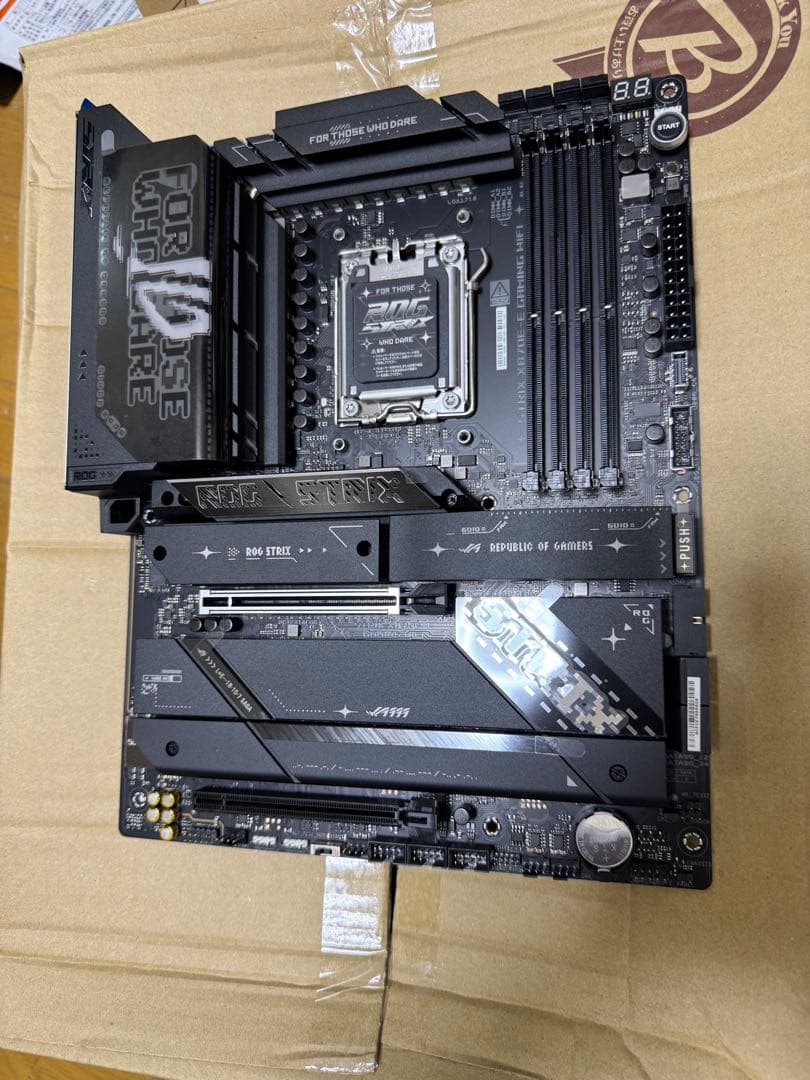 ASUS ROG Strix X870E-E WiFi ほぼ新品　納品書付き