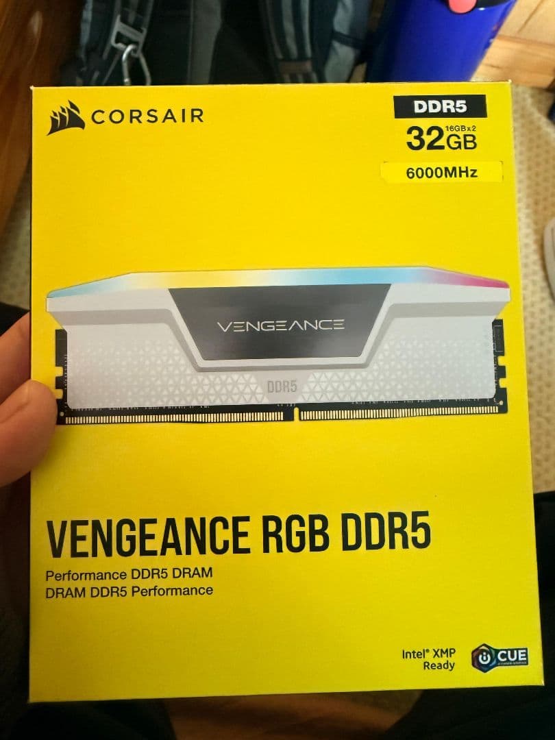 メモリー Corsair Vengeance RGB DDR5 32GB CL36