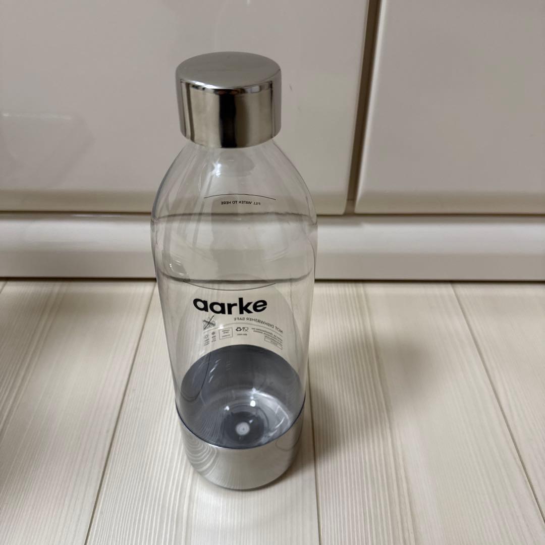 カーボネーター 3 (スチールシルバー) 炭酸水メーカー 専用ボトル付き