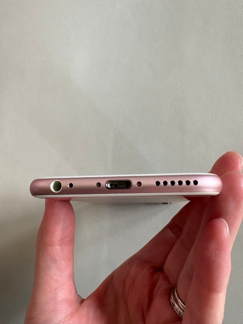 Apple iPhone 6s ローズゴールド16GB本体