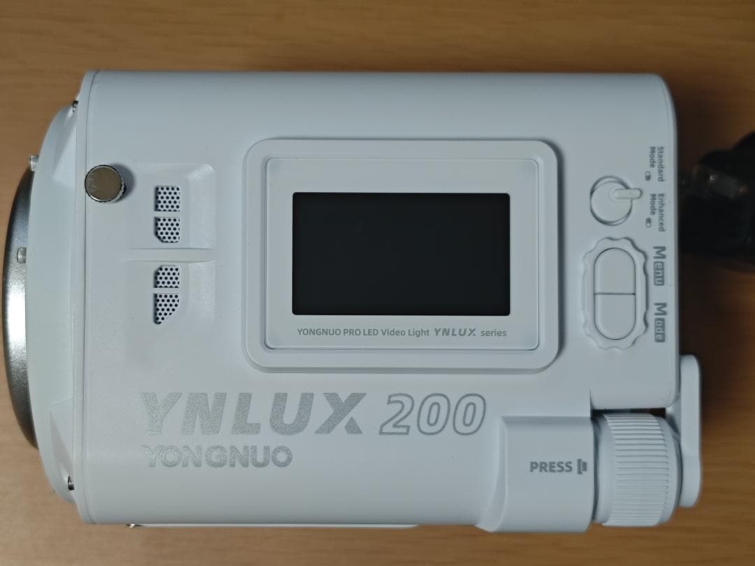 YONGNUO YN LUX200 撮影用LEDライト アダプタ付き 200W