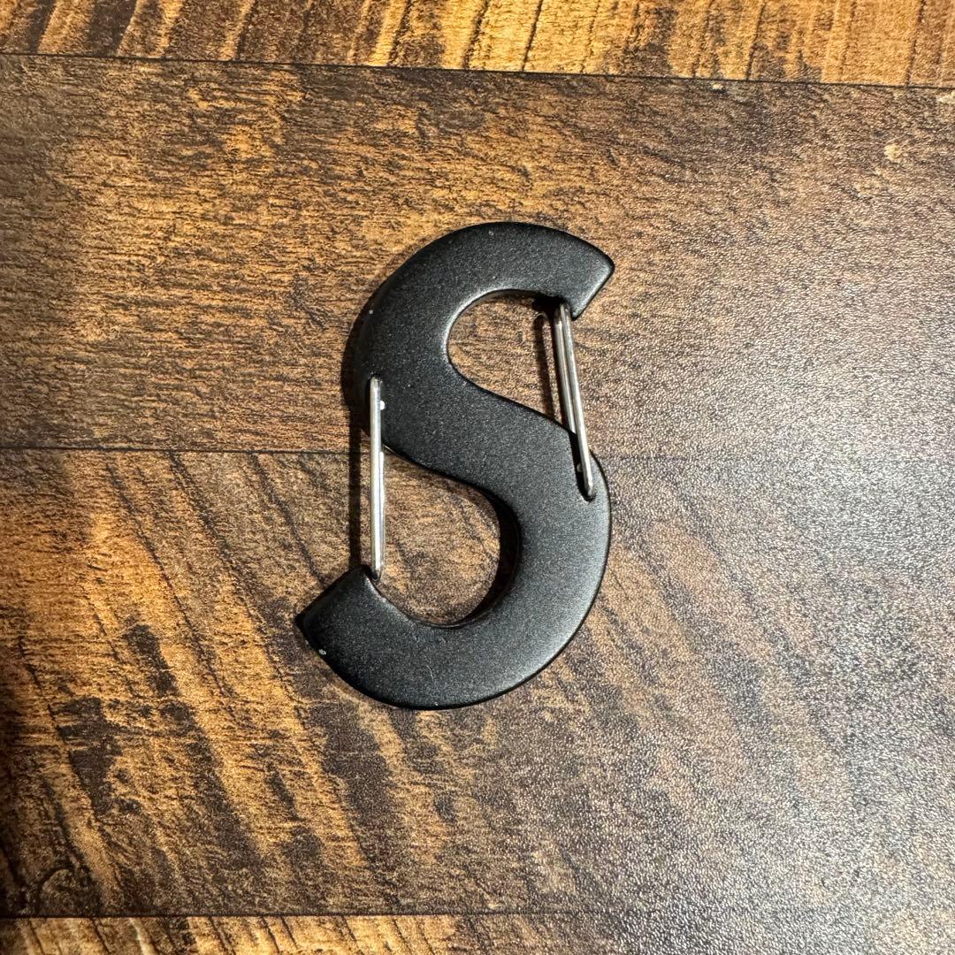 す*し様 【説明欄必読】美品 Supreme NiteIze S Logo カラ