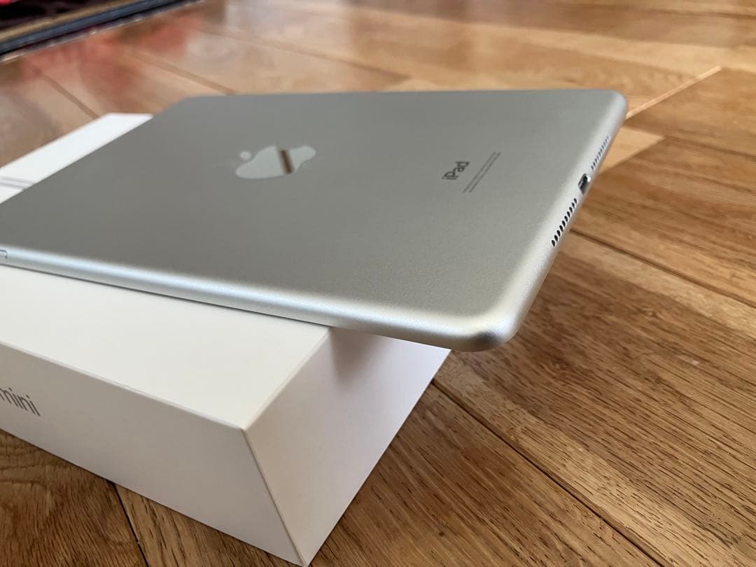 iPad mini (第5世代) 本体