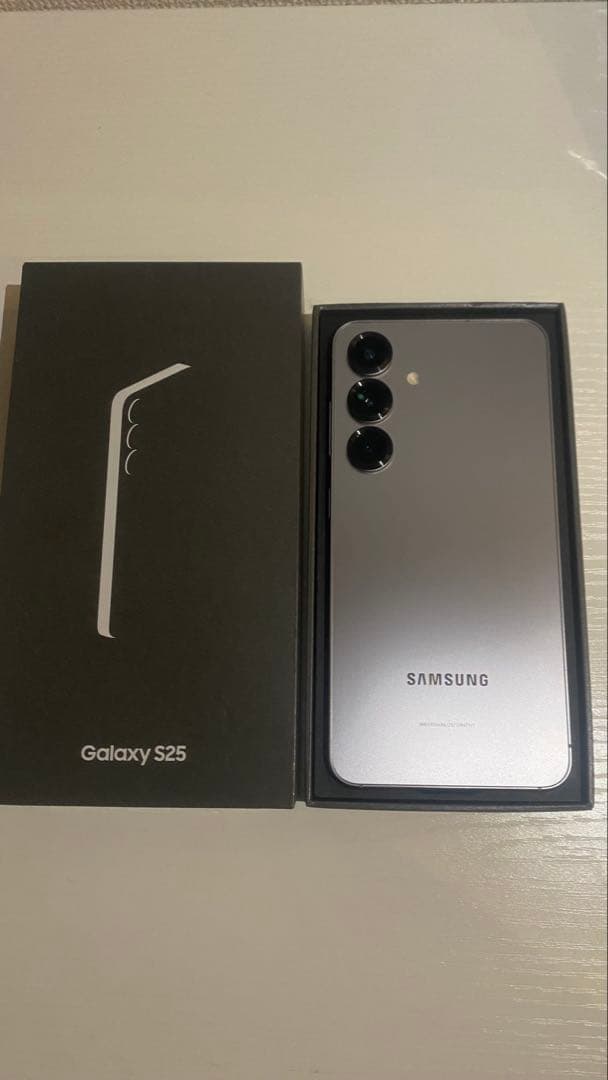 Galaxy S25 256GB SIMフリー シルバーシャドウ 本体