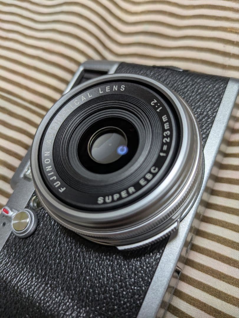 FUJIFILM X100 富士フイルム コンタクトデジタルカメラ おまけ付