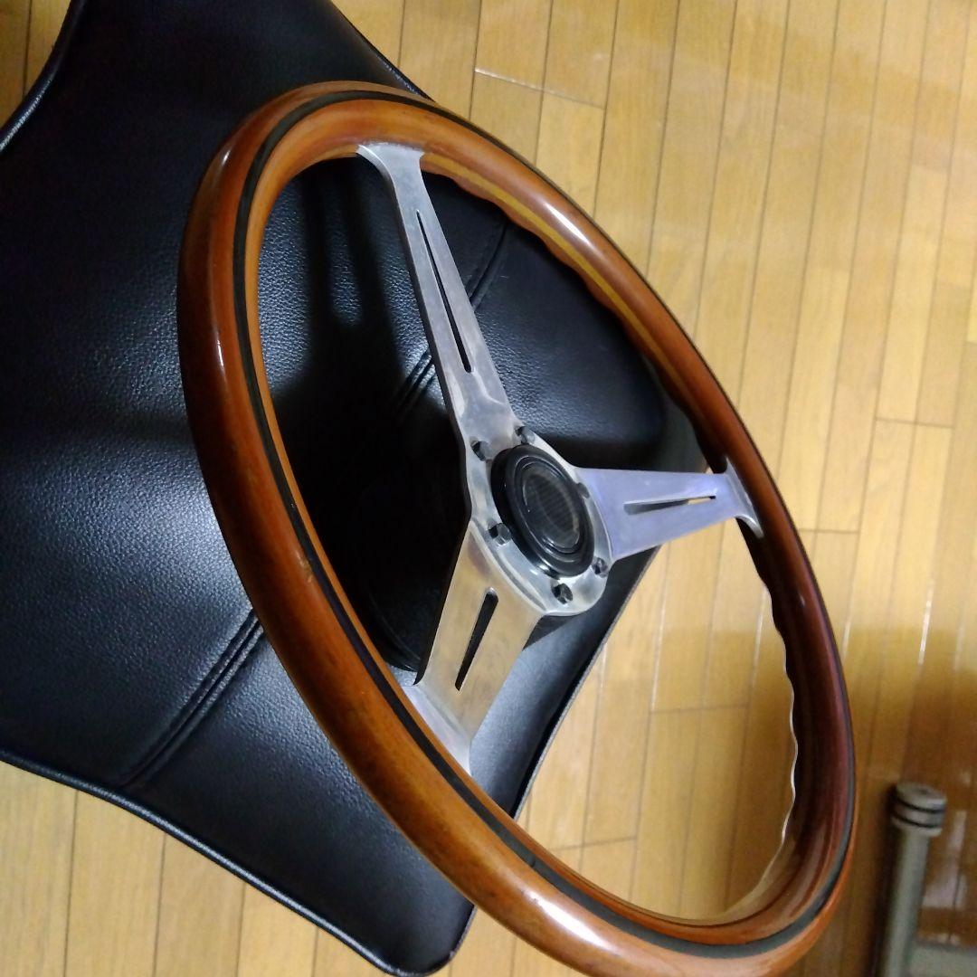 ８０年代　イタリア製　ナルディ木目クラッシック　ステアリング