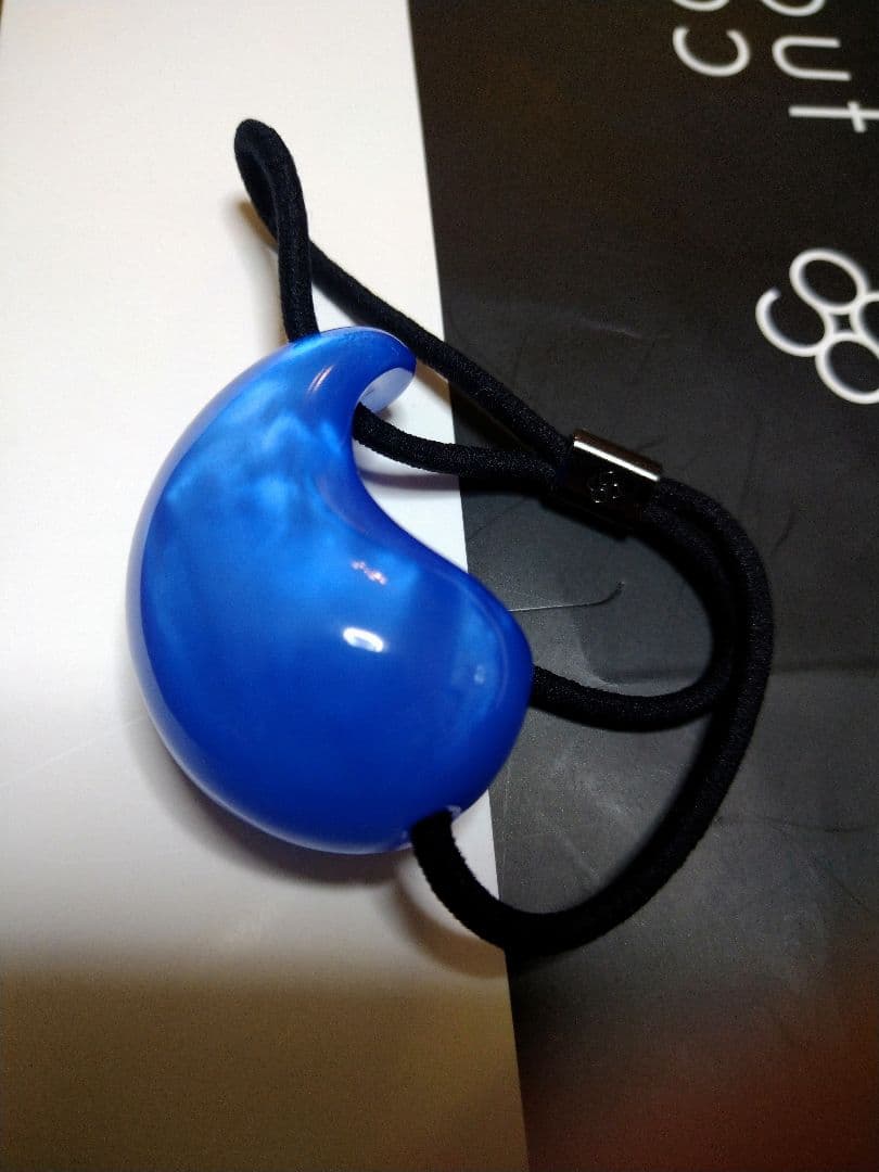 コレットマルーフ　ティアドロップ　　勾玉　ヘアゴム