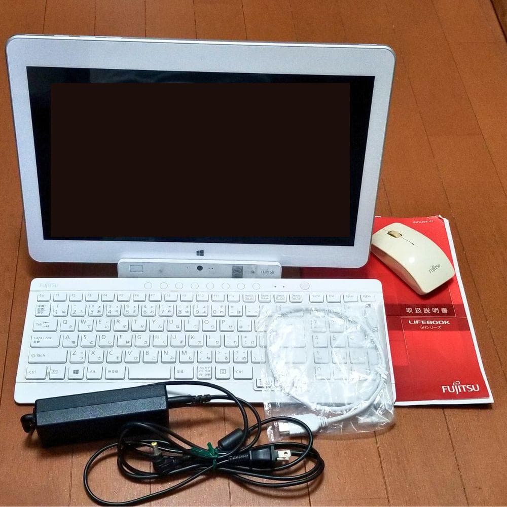 富士通 一体型デスクトップ FMVG77TWJ タッチパネル液晶 Win10