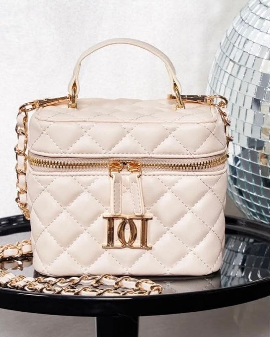 住*様 Darich ダーリッチ キルティングスクエアミニバッグ IVO アイボ