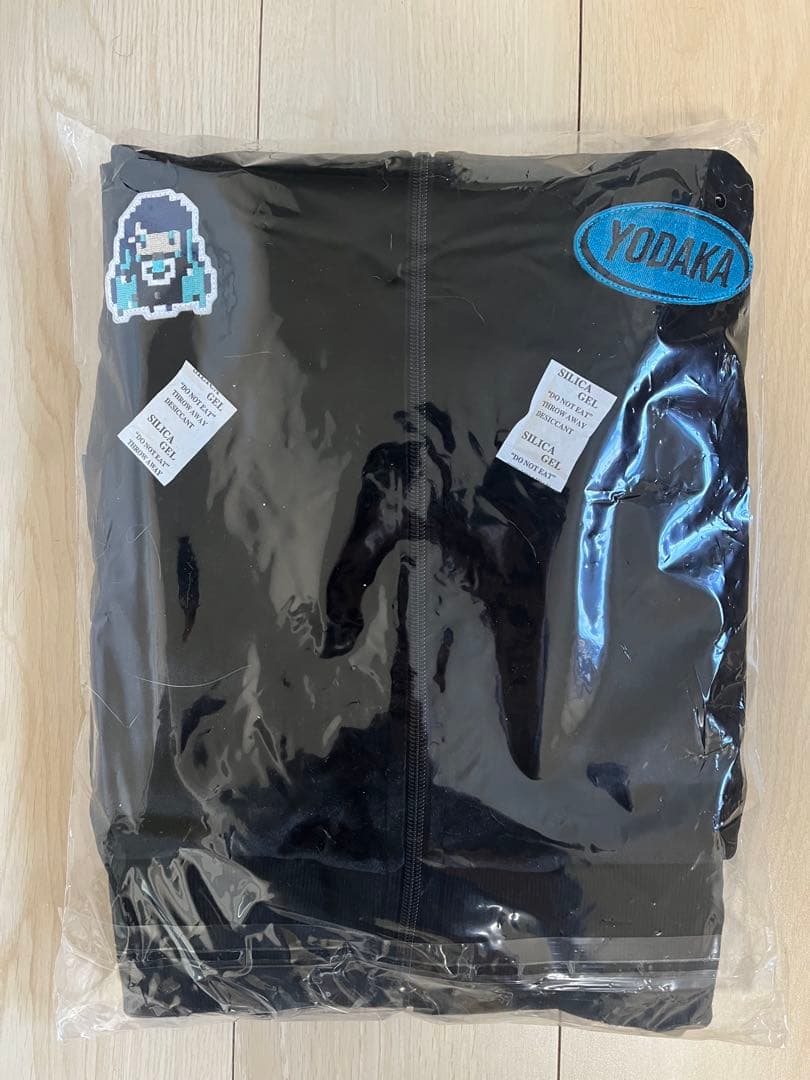 新品　Ado よだか（YODAKA） トラックジャケット 缶バッジ付 XXL