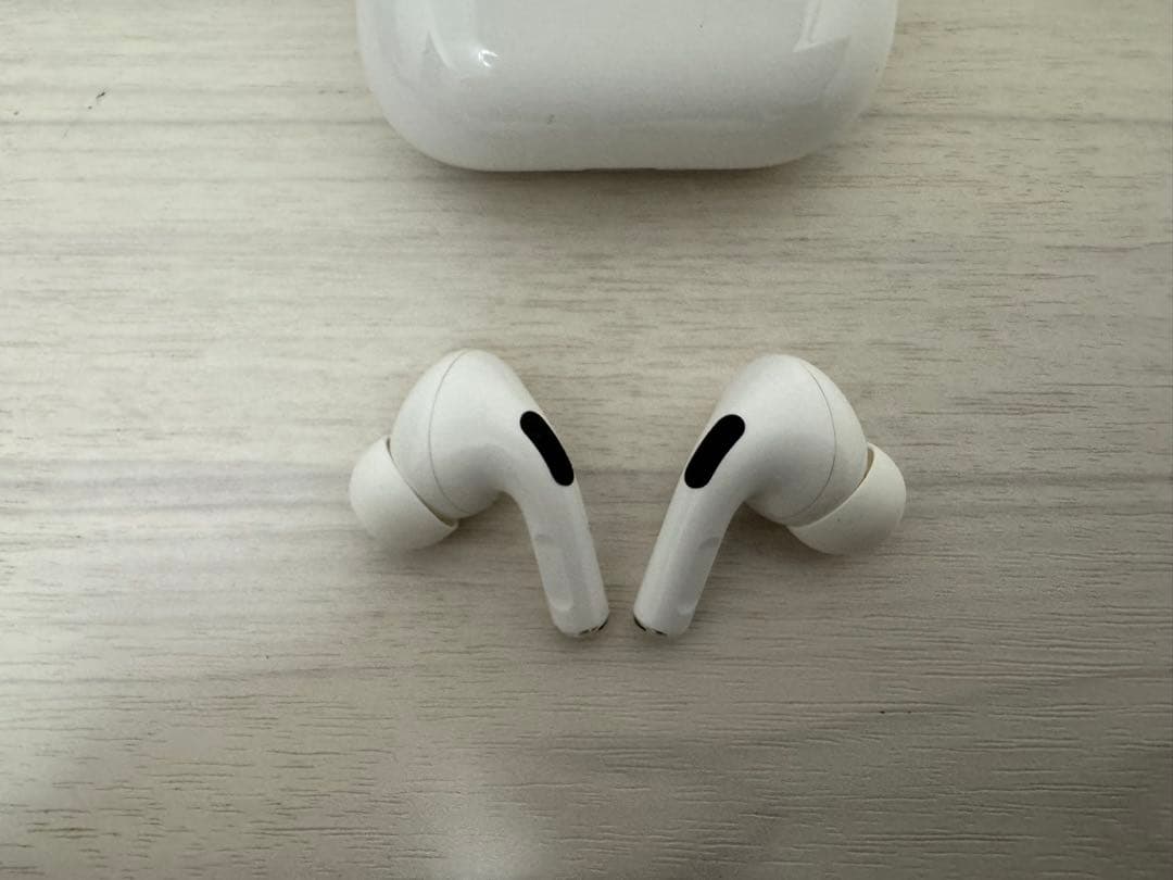 AirPods Pro(第1世代) 本体+ポケモンケース付き