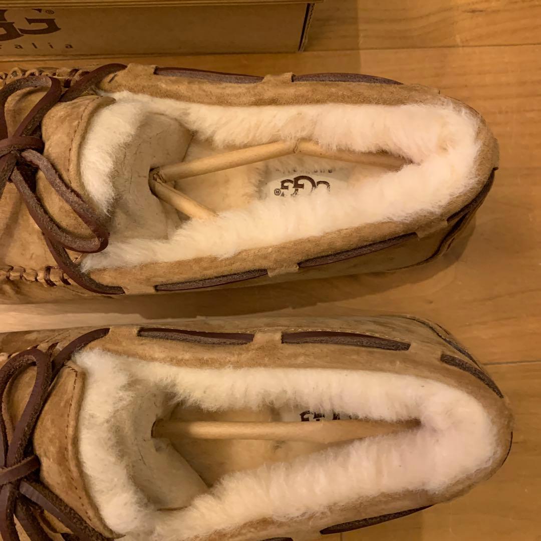 UGG モカシン 24cm 新品未使用　アグ　W DAKOTA