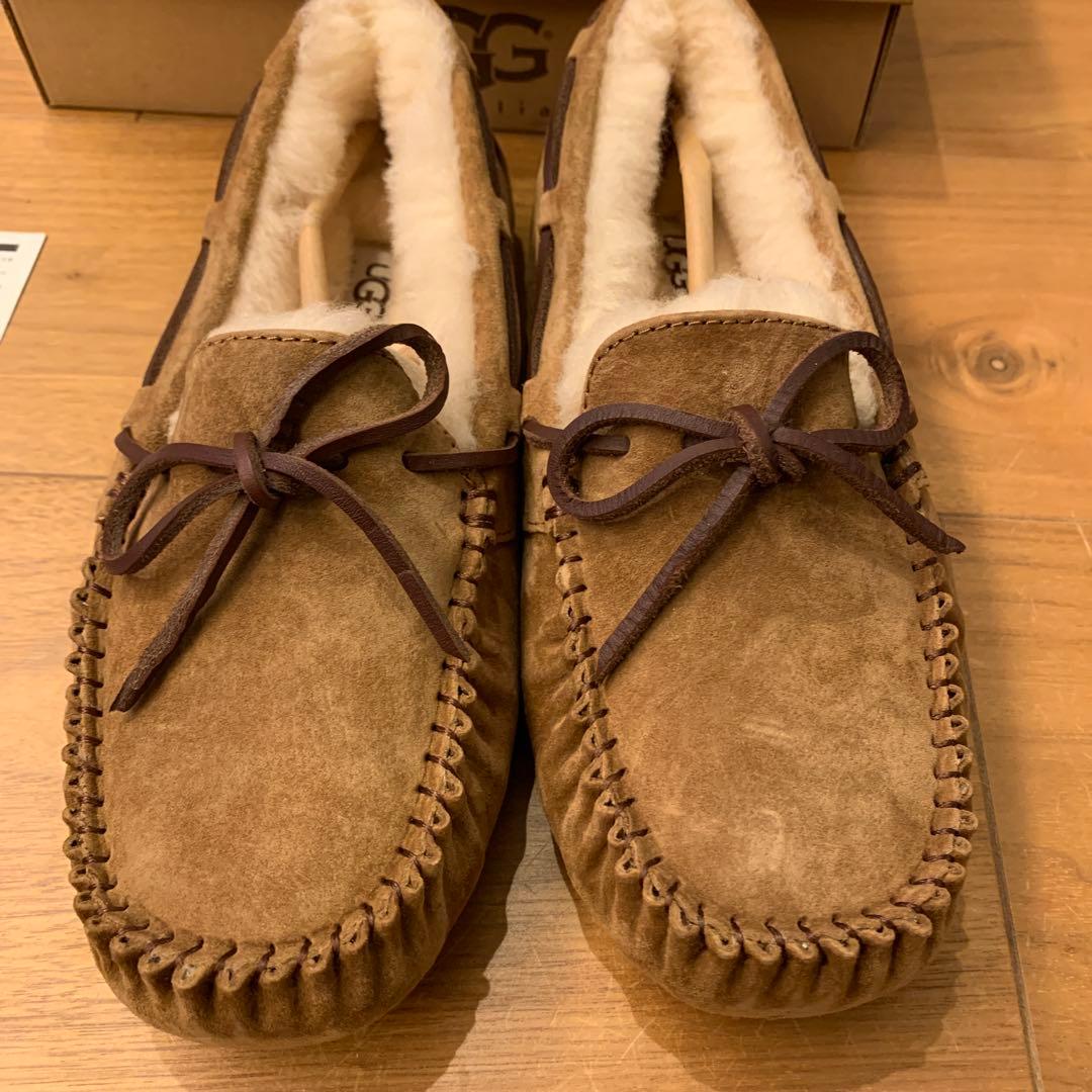 UGG モカシン 24cm 新品未使用　アグ　W DAKOTA