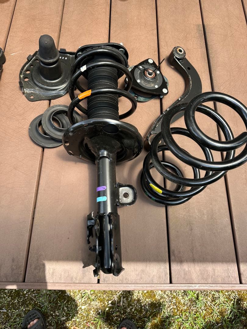 トヨタ純正　AGH30W アルファード　ヴェルファイア　サスペンション　一式