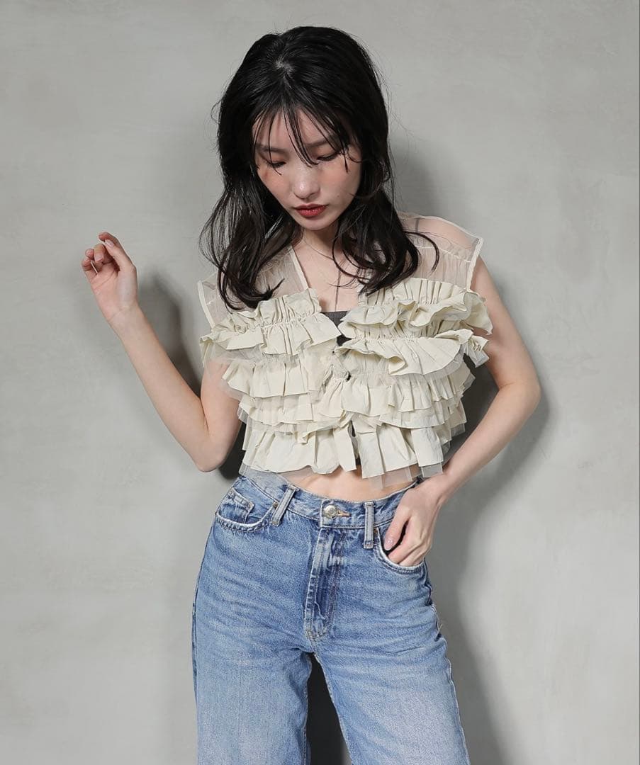 【Kana】ボリュームフリルベスト シアートップス キャミワンピ レイヤードドレ