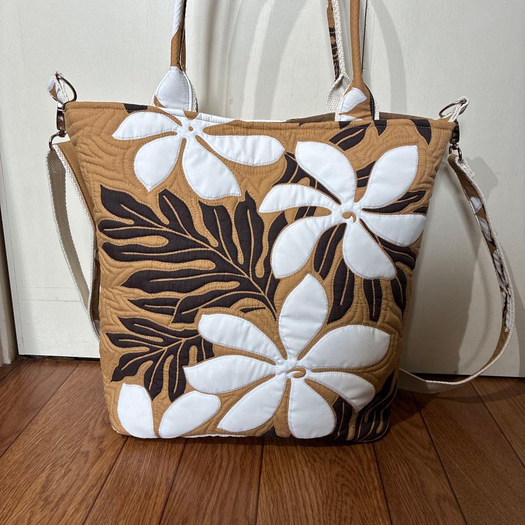 ハワイアン　ミシンキルト　トートバッグ