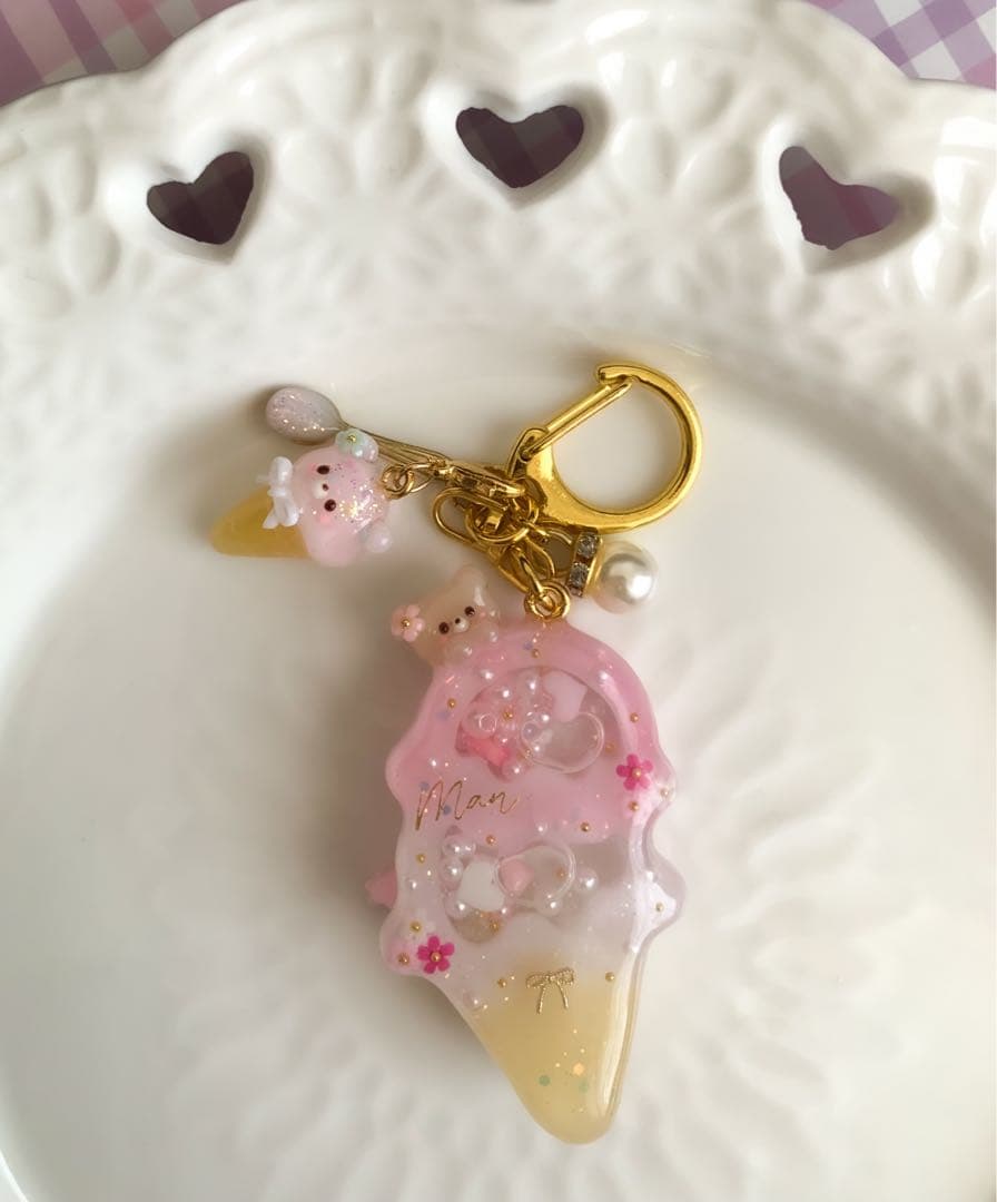 シャカシャカ　シェイカー　レジンキーホルダー　オーダー　м ɪ﻿ ʜ ο様