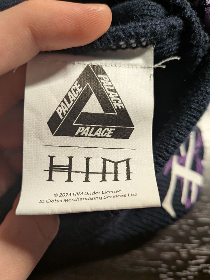 PALACE ニット帽 Buried Alive By Love