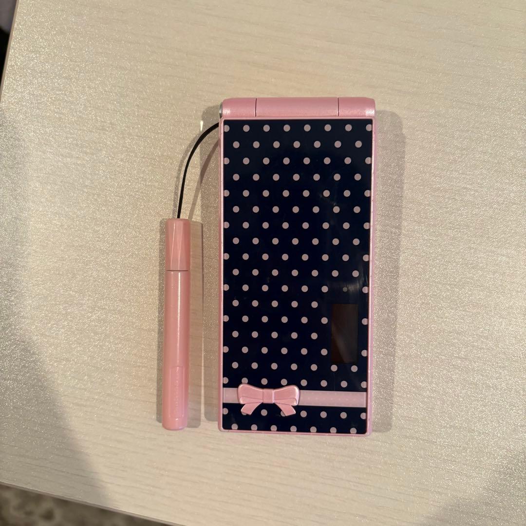 docomo STYLE series F-06D Girls'（充電器付）