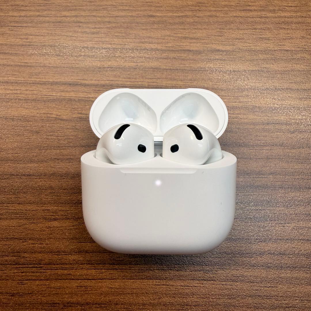 【美品】AirPods 4ノイキャン無し 本体【箱無し】