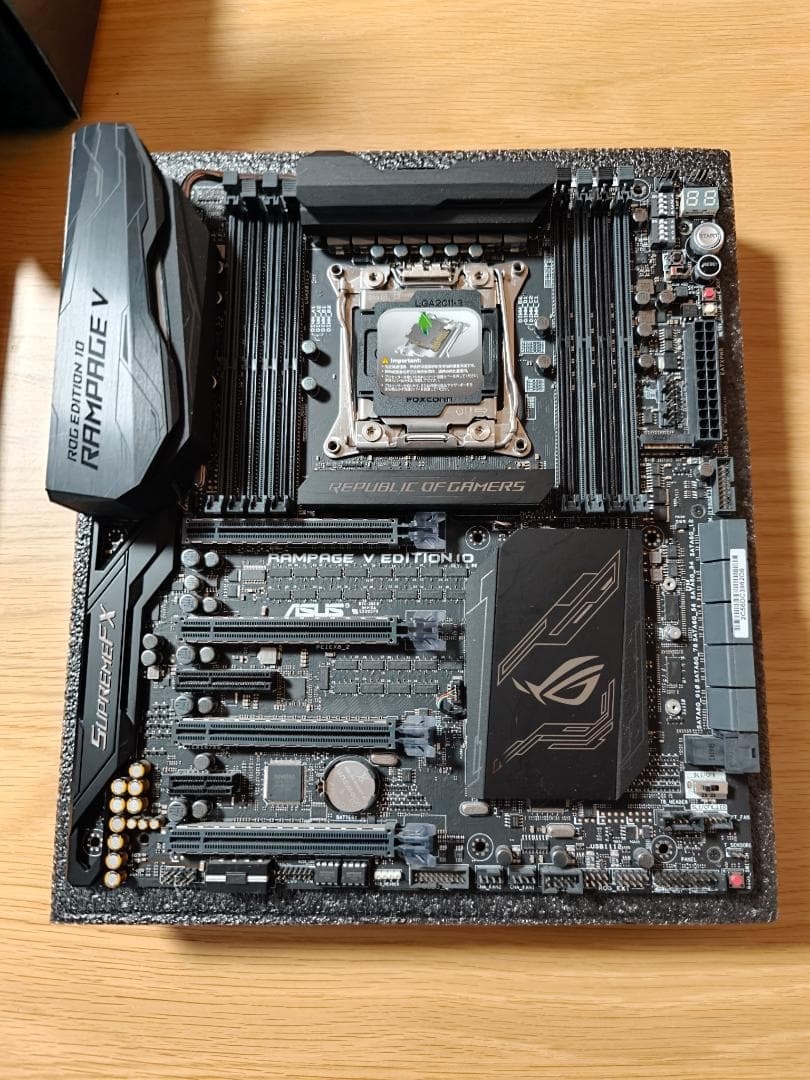 マザーボード ASUS ROG Rampage V Edition 10