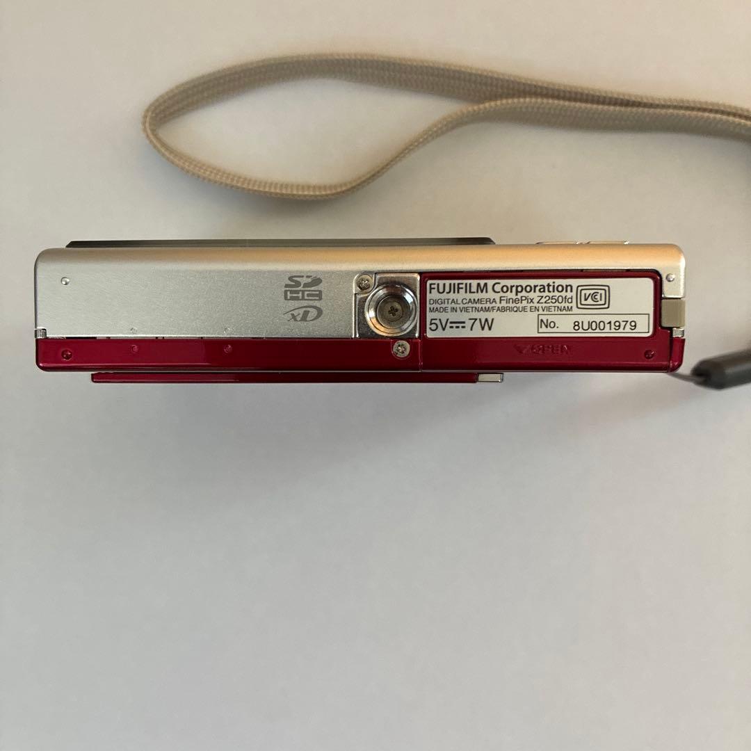 富士フイルム　デジタルカメラ FINEPIX Z250fd
