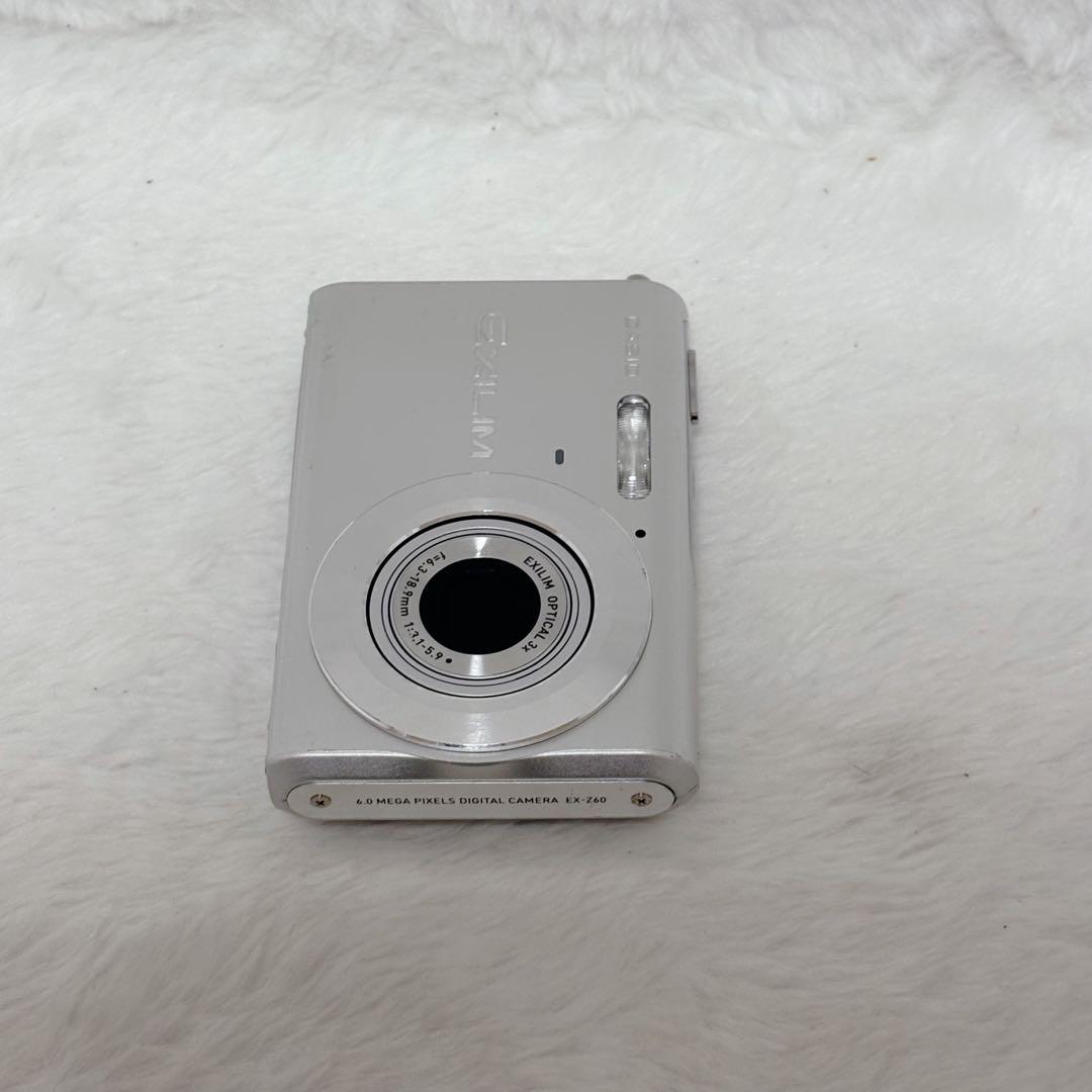 CASIO EXILIM EX-Z60コンパクトデジタルカメラ
