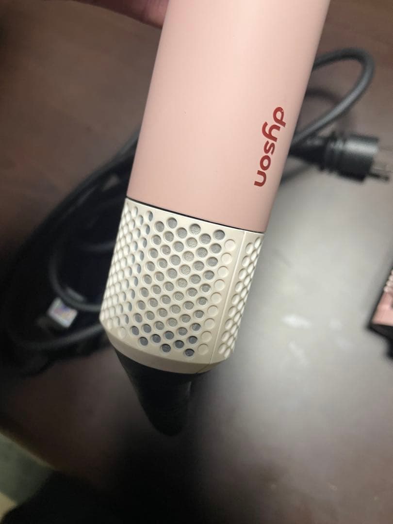 Dyson hs08 エアラップ　マルチスタイラー ヘアスタイラー