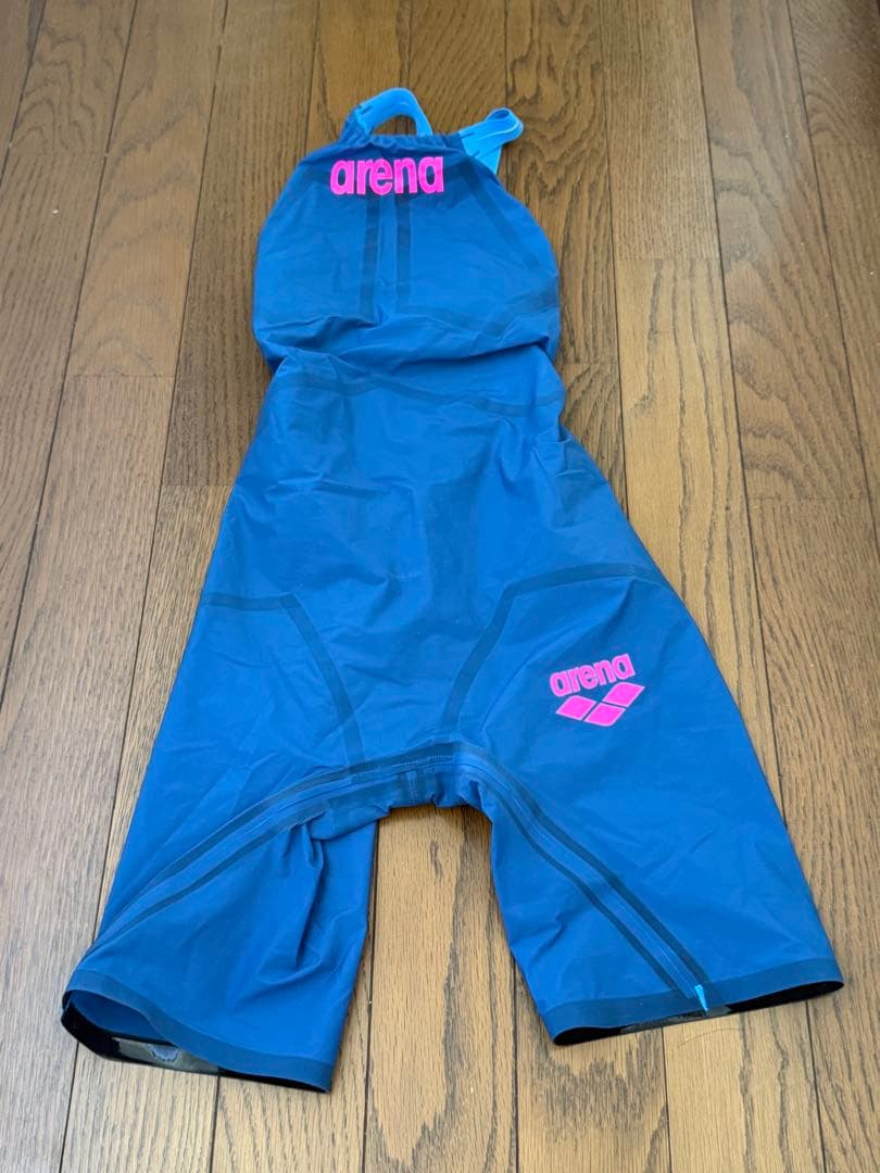最新　美品　アリーナ　高速水着　競泳水着　アクアフォースストーム　MF S