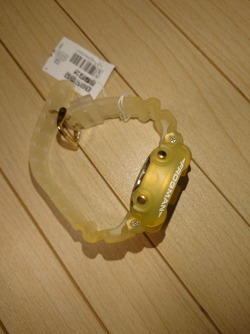 【新品】 CASIO G-SHOCK W.C.C.S DW-8201WC-9T