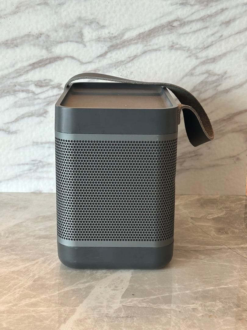 Bang & Olufsen Beolit 17 Bluetoothスピーカー