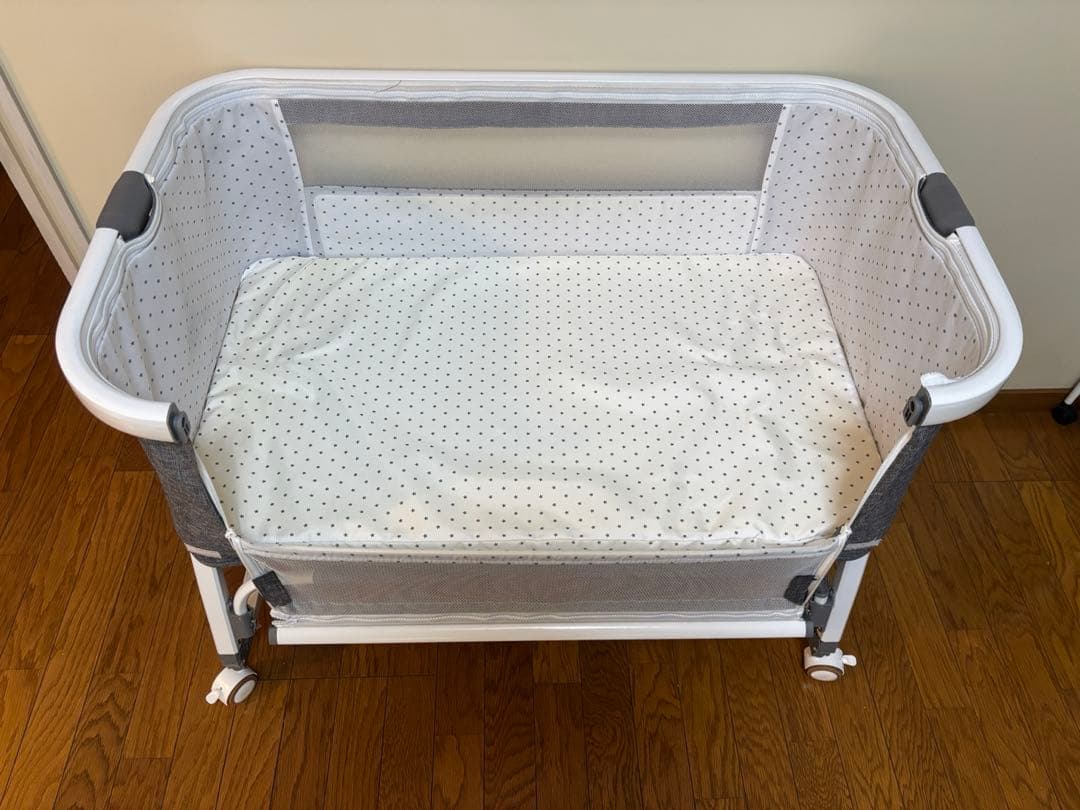 【再値下げしました】日本製マットレス付き＋ベビーベッド