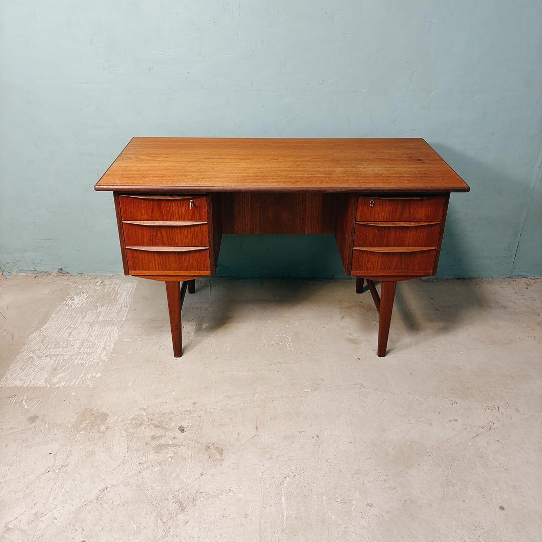 【eveve】デンマーク　チーク材　両袖デスク　北欧家具　北欧ビンテージ