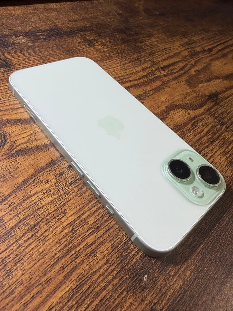 み*様 【美品】iPhone15 256GB SIMフリー