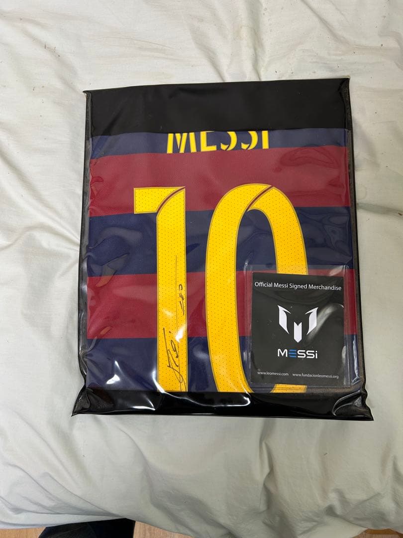 メッシ 直筆サイン入りユニフォーム　15-16 バルセロナ