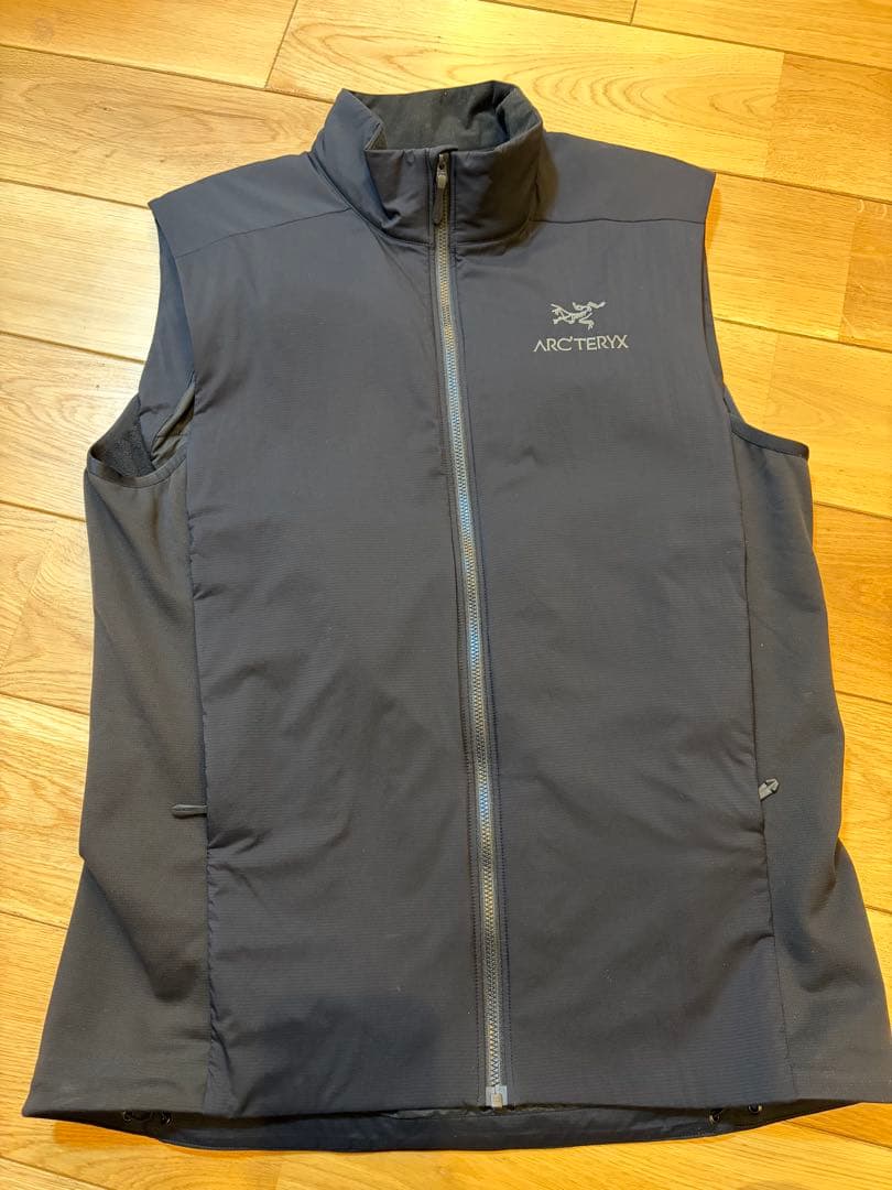 アークテリクスARC'TERYX アトム ベスト ATOM VEST メンズS