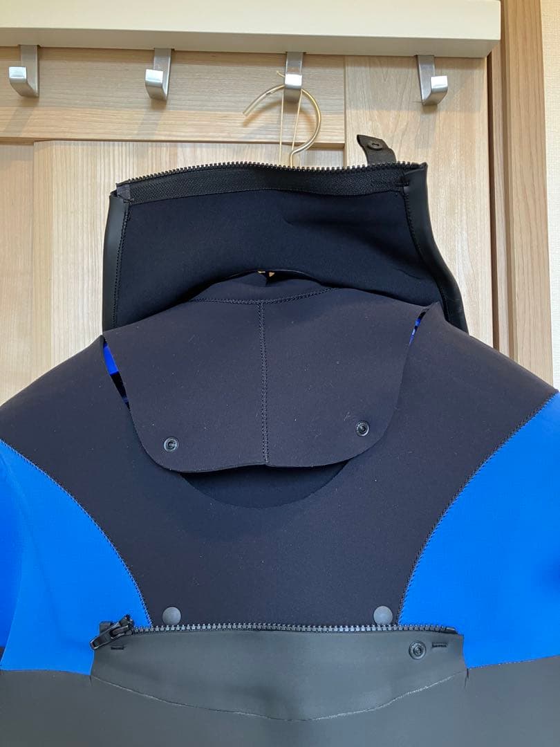 AIRTIGHT セミドライスーツ 青/黒　オーダー