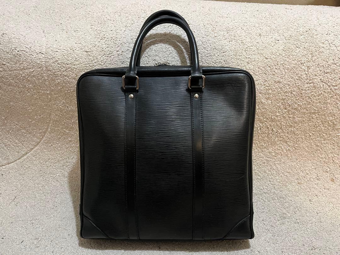 ルイヴィトン エピ ヴィヴィエンヌMM ビジネスバッグ ノワール 　M59122