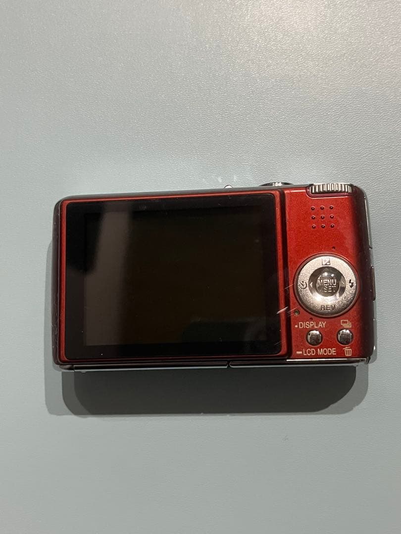 【動作確認済　バッテリー新品】Panasonic DMC-FX07デジカメ