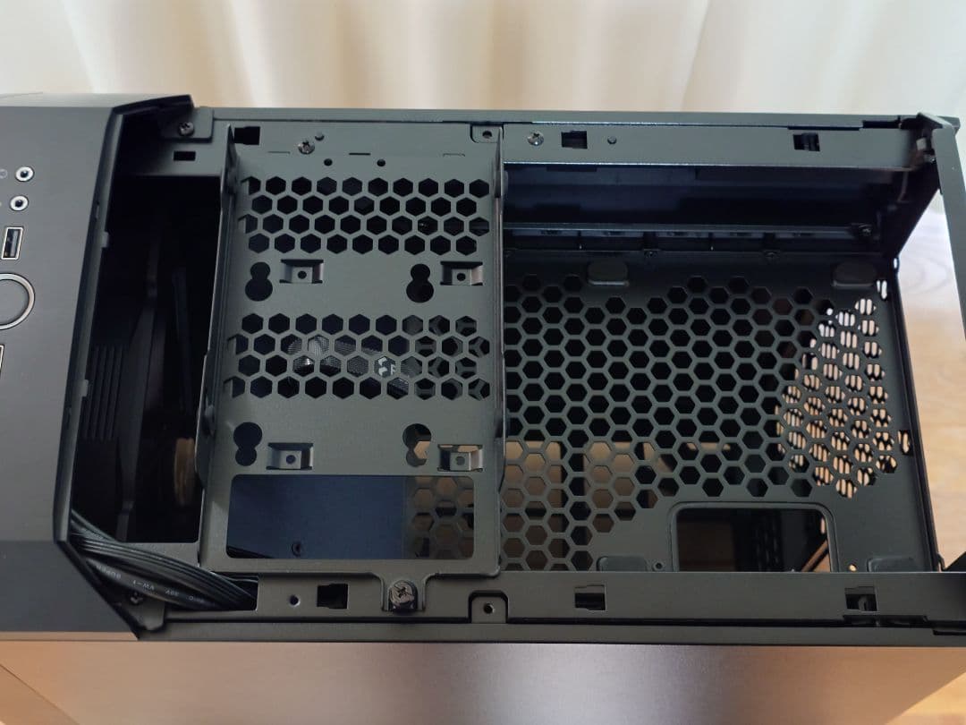 PCケース(自作PC用) Fractal Design Torrent Nano Black Solid