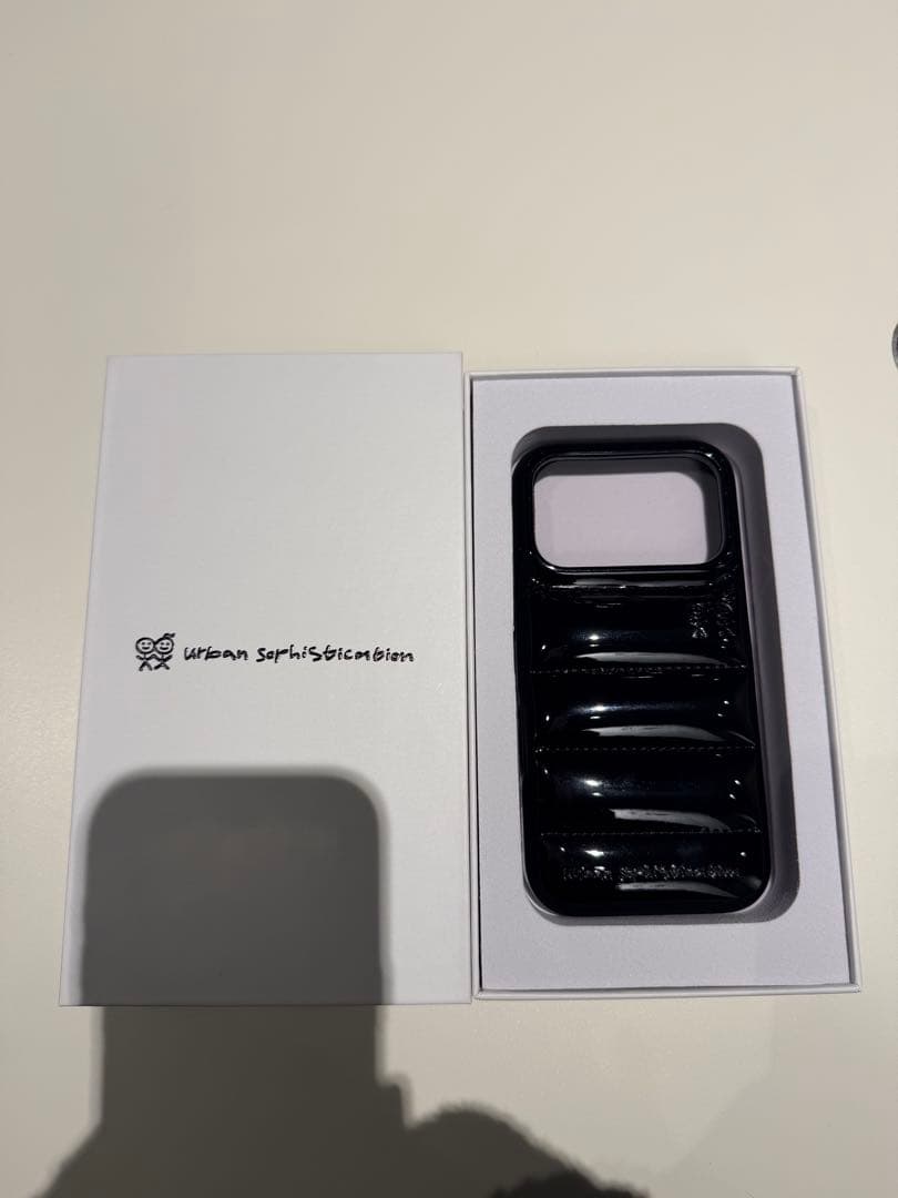 Urban Sophistication ブラック iPhoneケース