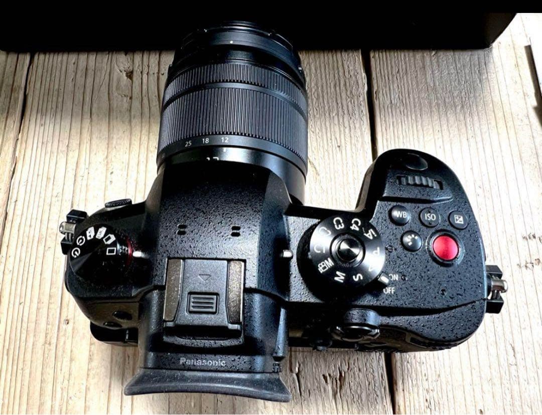 C*n様 【早い者勝ち】Panasonic LUMIX DC-GH5M2カメラ