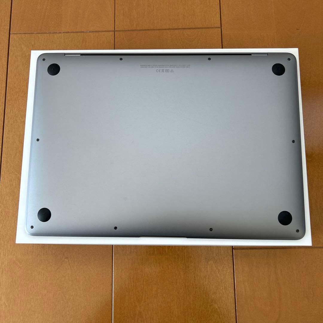 MacBook Air M1 2020 8GB 256GB 13インチ
