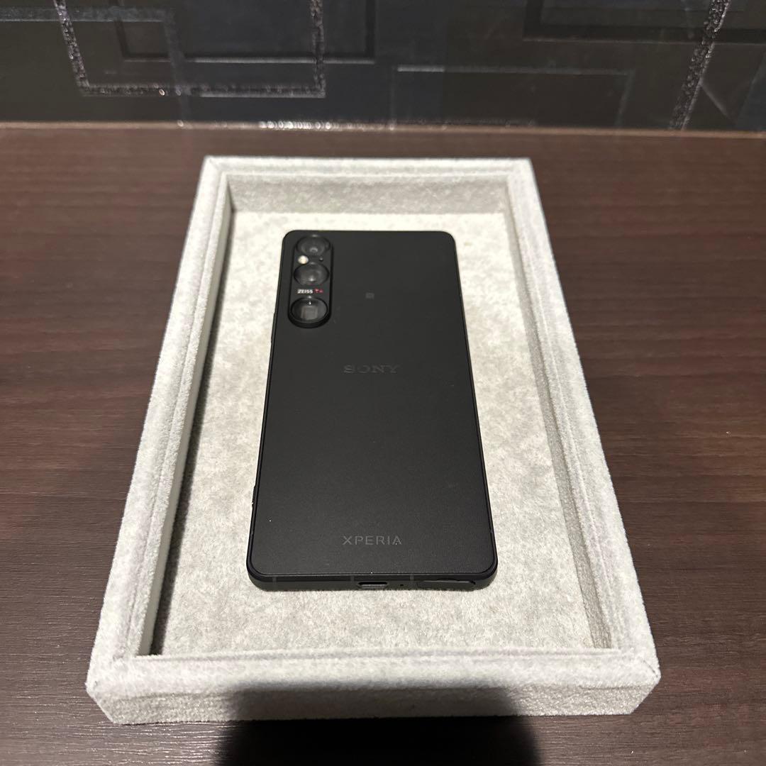 【美品】Xperia 1 VI 256GB ブラック