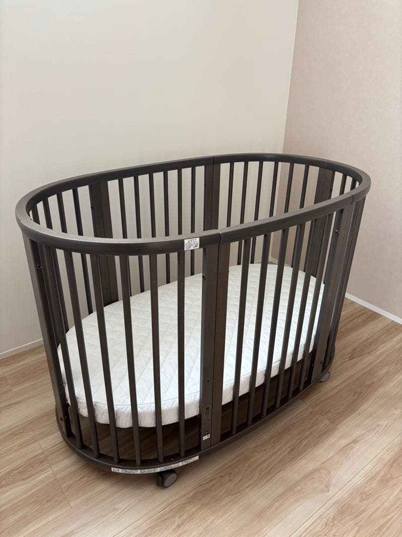 ストッケ/スリーピー/ベビーベッドv2 定価9万9千円