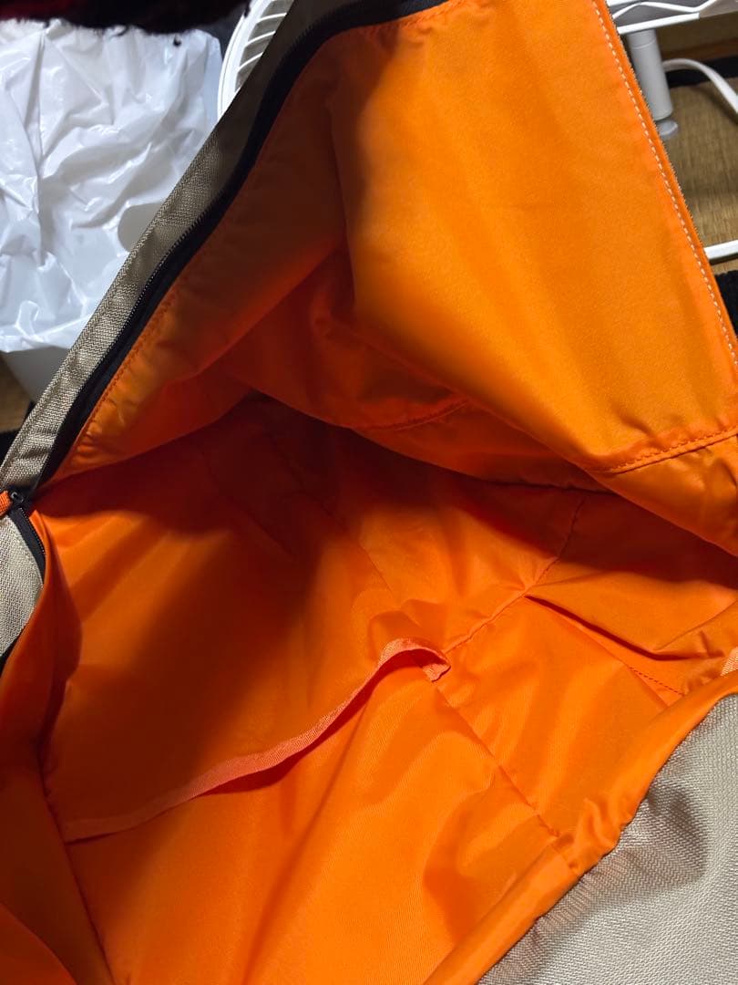 ミステリーランチ ディストリクト24 HUMMUS 23L 通勤 通学