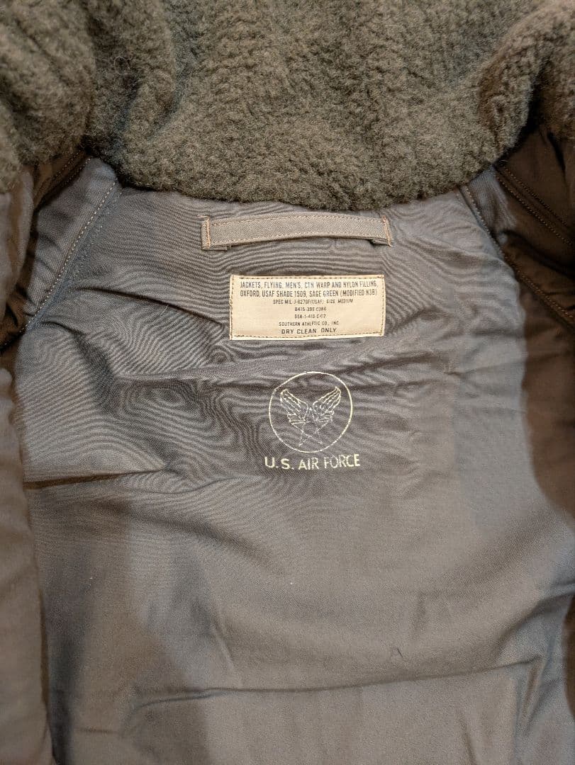 BUZZ RICKSON’S N-3B フライトジャケット