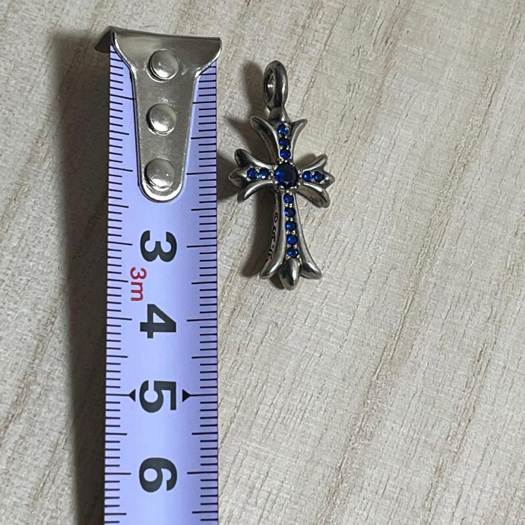 クロムハーツ　タイニーファットクロス　サファイアパヴェ