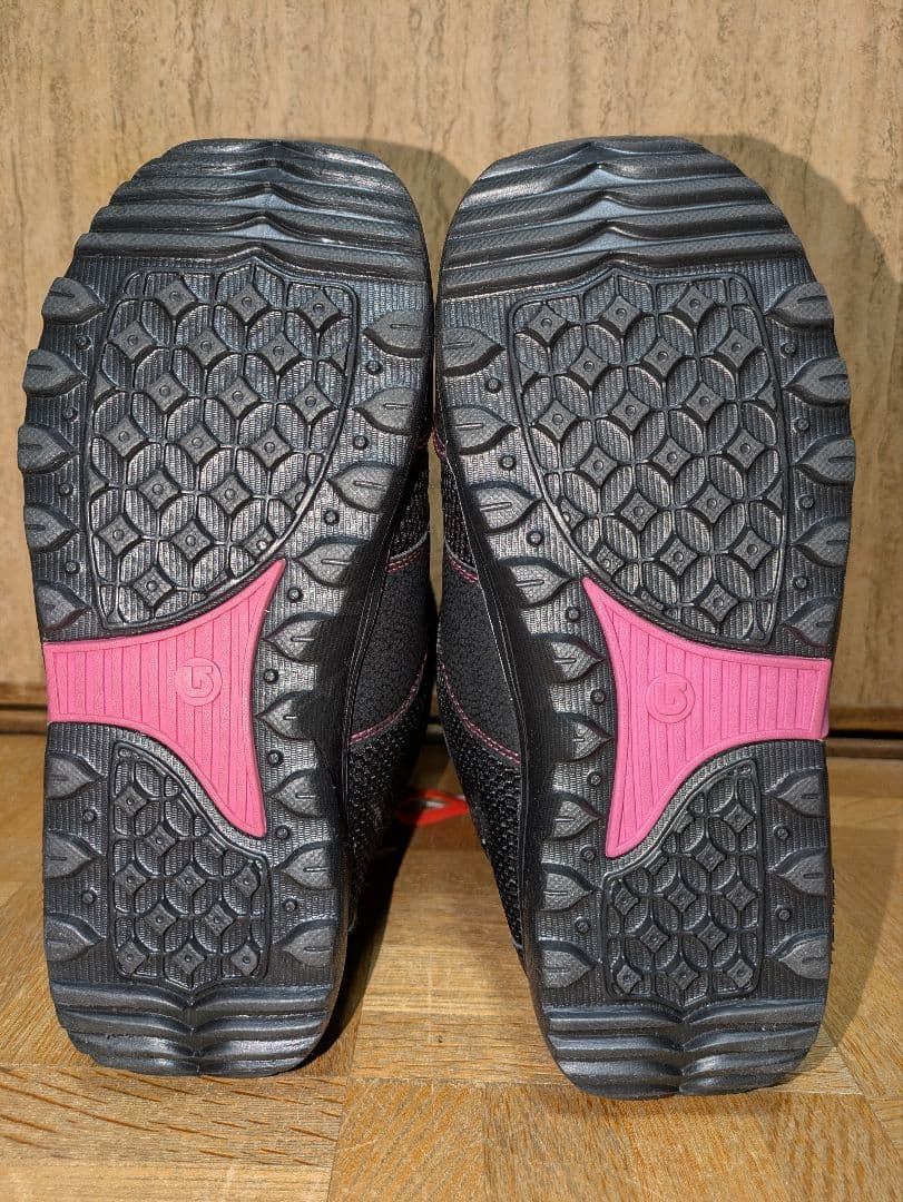 BURTON スノーボードブーツ PEACH BOA 女性用 ブラック/ピンク